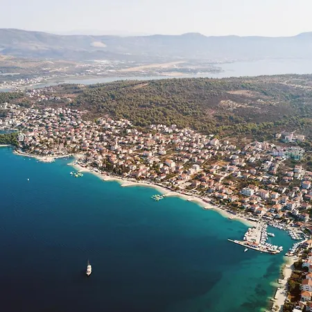 Leon Apartamento Trogir