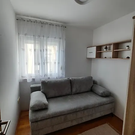 Leon Apartman